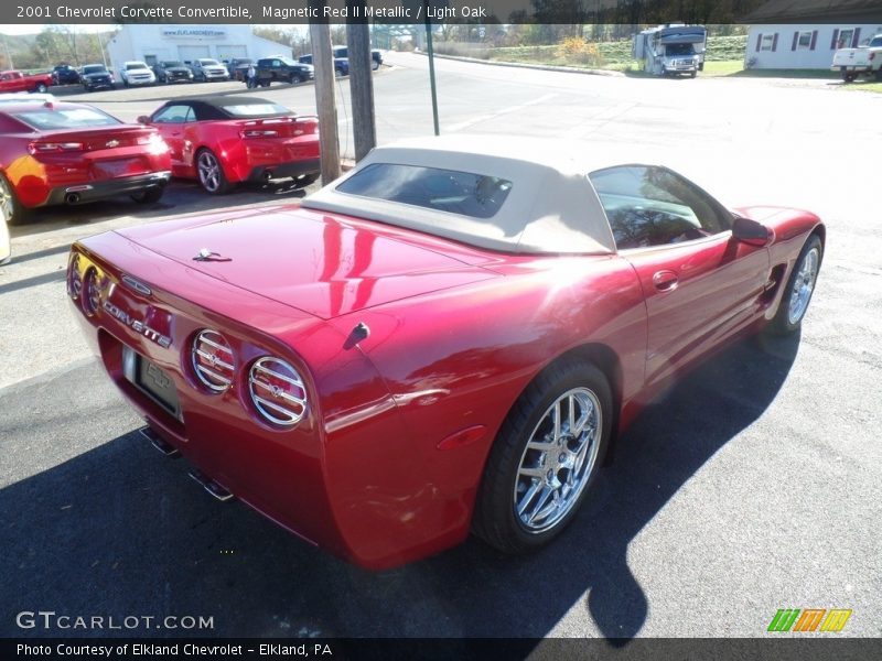 Magnetic Red II Metallic / Light Oak 2001 Chevrolet Corvette Convertible