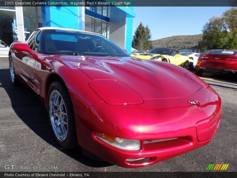 Magnetic Red II Metallic / Light Oak 2001 Chevrolet Corvette Convertible