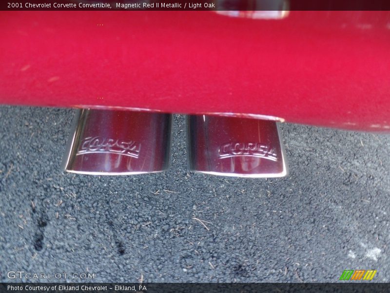 Magnetic Red II Metallic / Light Oak 2001 Chevrolet Corvette Convertible