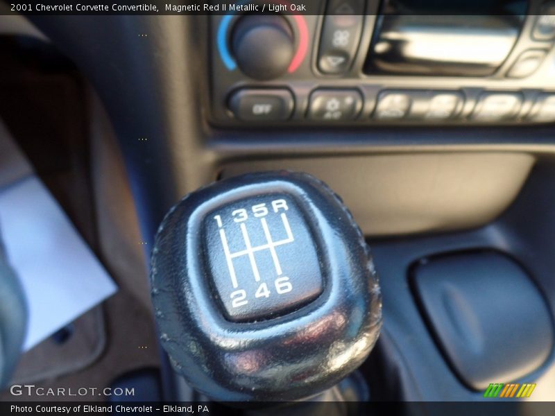 Magnetic Red II Metallic / Light Oak 2001 Chevrolet Corvette Convertible