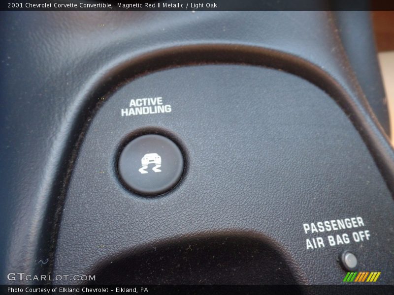 Magnetic Red II Metallic / Light Oak 2001 Chevrolet Corvette Convertible