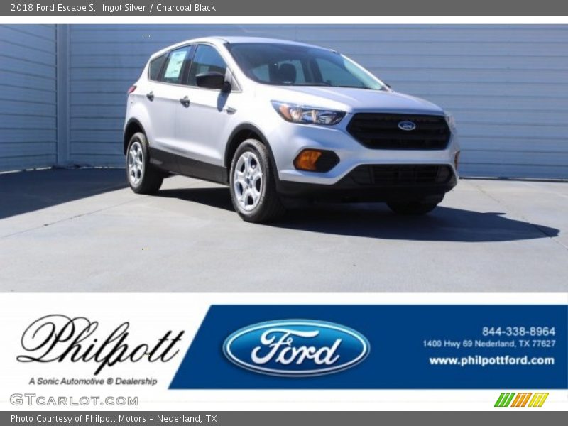 Ingot Silver / Charcoal Black 2018 Ford Escape S