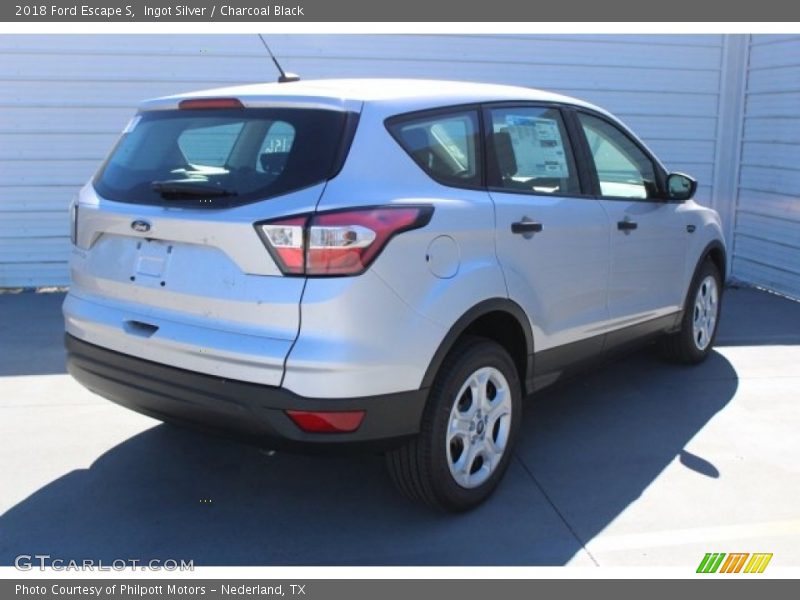 Ingot Silver / Charcoal Black 2018 Ford Escape S