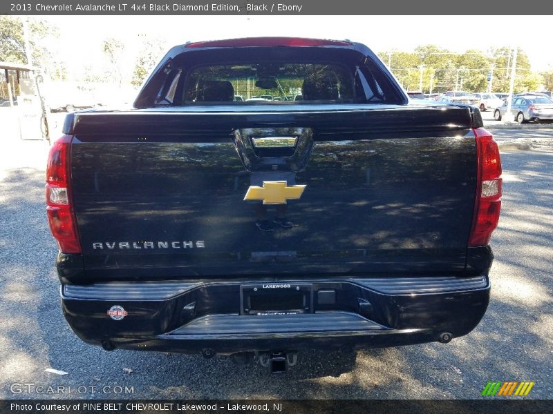Black / Ebony 2013 Chevrolet Avalanche LT 4x4 Black Diamond Edition