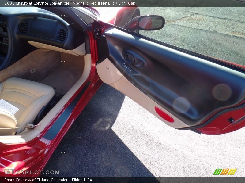 Magnetic Red II Metallic / Light Oak 2001 Chevrolet Corvette Convertible