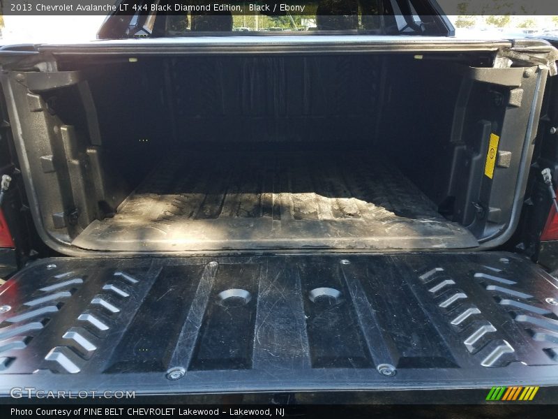 Black / Ebony 2013 Chevrolet Avalanche LT 4x4 Black Diamond Edition