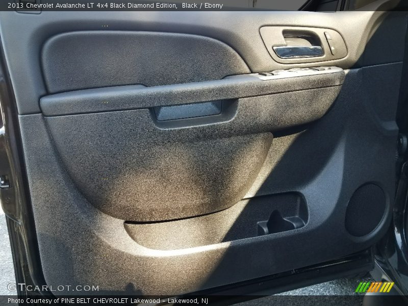 Black / Ebony 2013 Chevrolet Avalanche LT 4x4 Black Diamond Edition