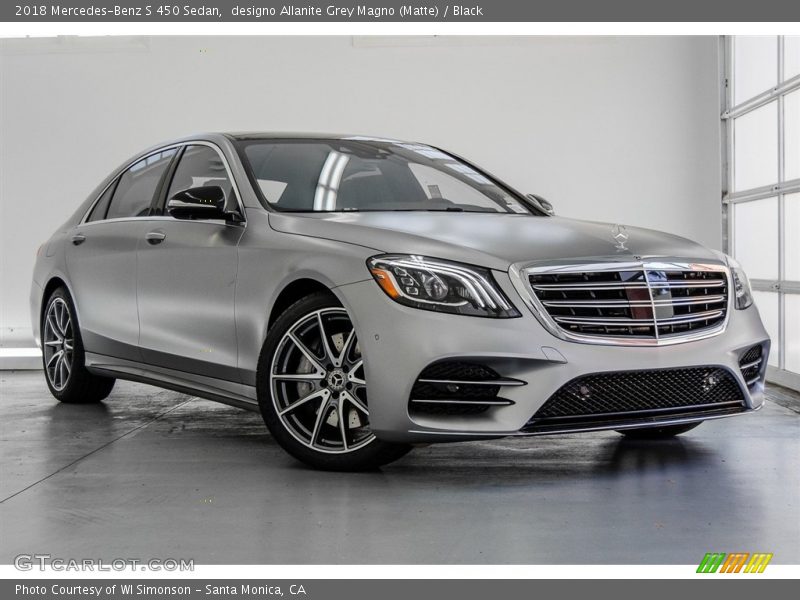Front 3/4 View of 2018 S 450 Sedan