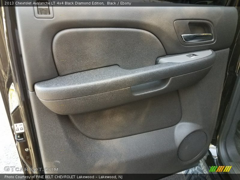Black / Ebony 2013 Chevrolet Avalanche LT 4x4 Black Diamond Edition