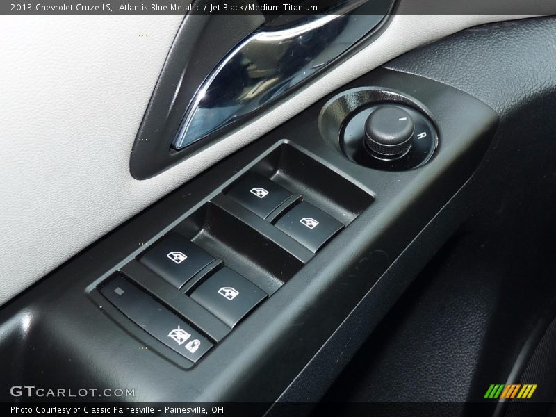 Atlantis Blue Metallic / Jet Black/Medium Titanium 2013 Chevrolet Cruze LS