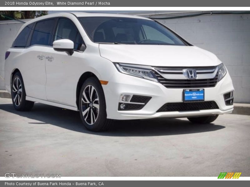 White Diamond Pearl / Mocha 2018 Honda Odyssey Elite