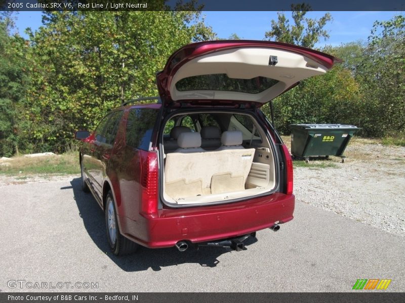 Red Line / Light Neutral 2005 Cadillac SRX V6