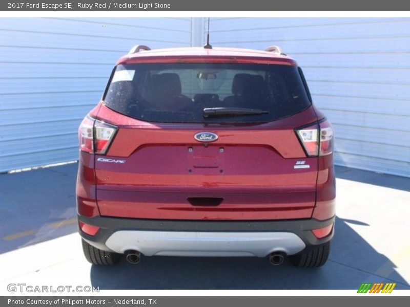Ruby Red / Medium Light Stone 2017 Ford Escape SE