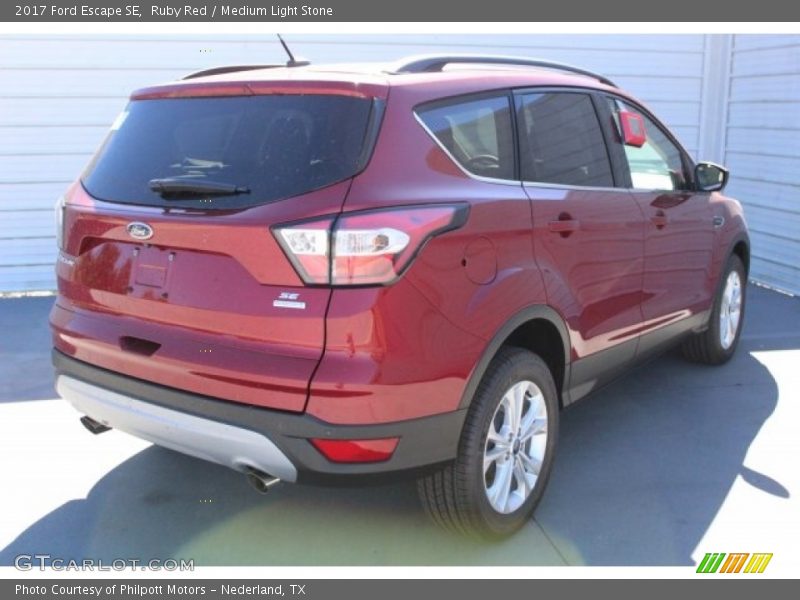 Ruby Red / Medium Light Stone 2017 Ford Escape SE