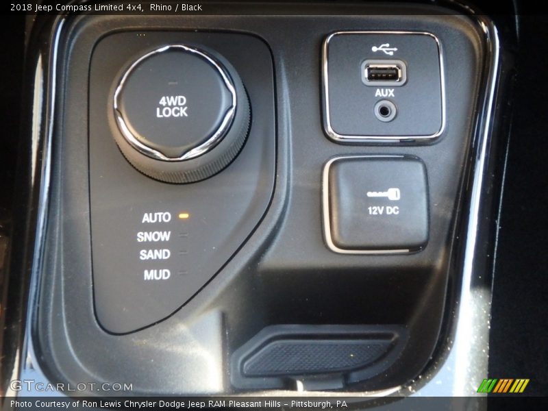 Rhino / Black 2018 Jeep Compass Limited 4x4