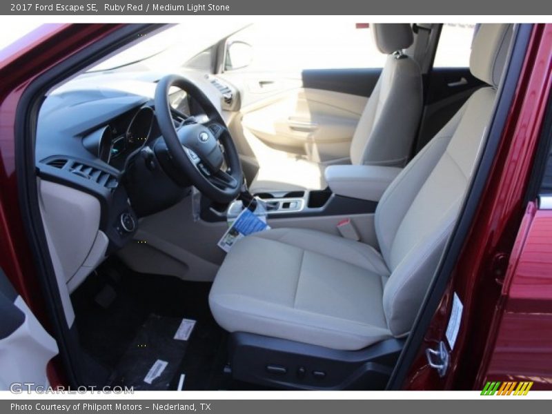 Ruby Red / Medium Light Stone 2017 Ford Escape SE