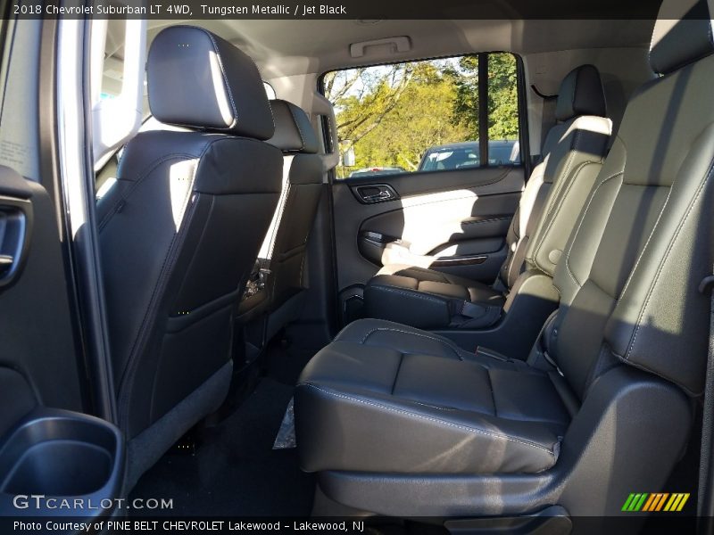 Tungsten Metallic / Jet Black 2018 Chevrolet Suburban LT 4WD