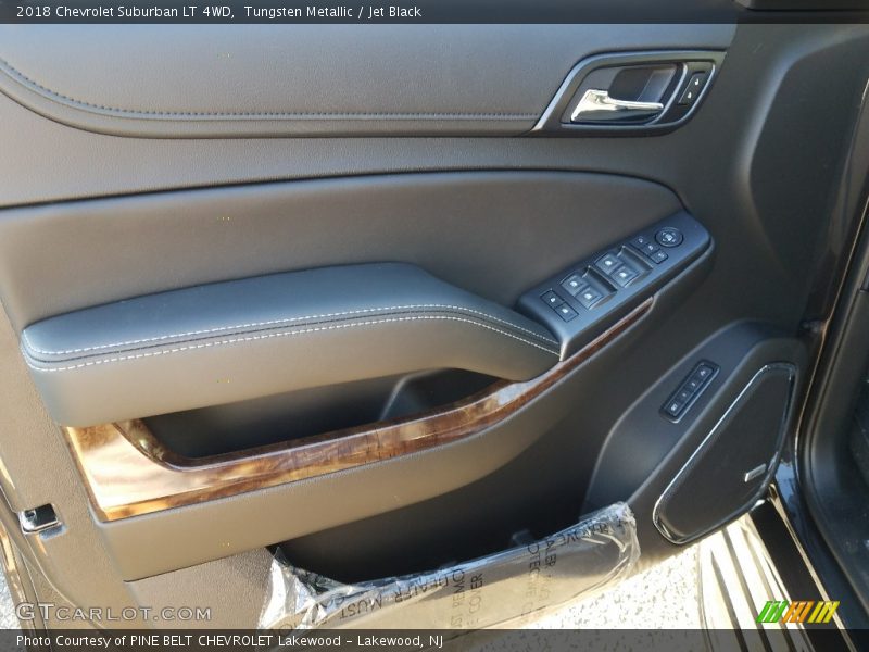 Tungsten Metallic / Jet Black 2018 Chevrolet Suburban LT 4WD
