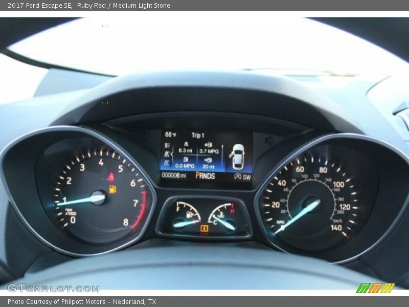 Ruby Red / Medium Light Stone 2017 Ford Escape SE