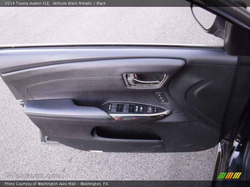 Attitude Black Metallic / Black 2014 Toyota Avalon XLE
