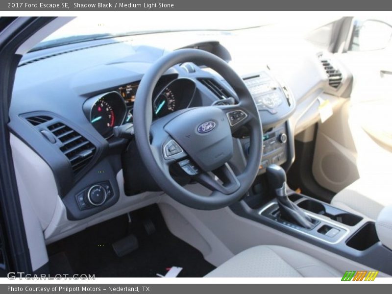 Shadow Black / Medium Light Stone 2017 Ford Escape SE
