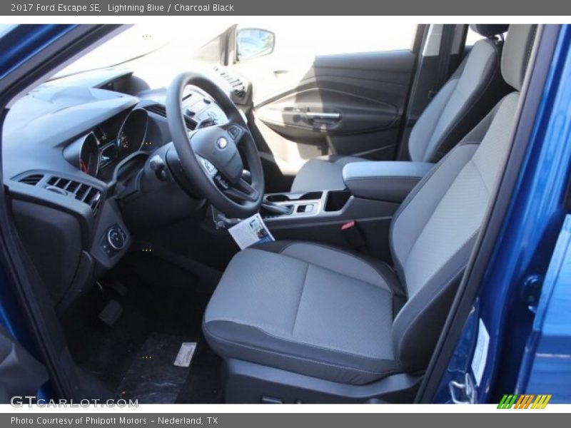 Lightning Blue / Charcoal Black 2017 Ford Escape SE