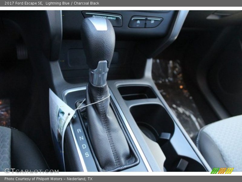 Lightning Blue / Charcoal Black 2017 Ford Escape SE