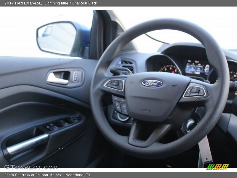 Lightning Blue / Charcoal Black 2017 Ford Escape SE