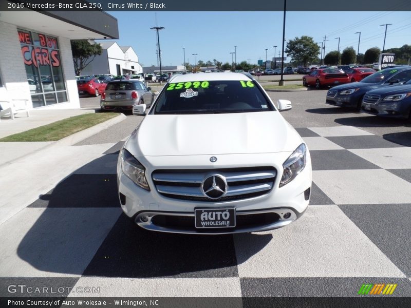 Cirrus White / Black 2016 Mercedes-Benz GLA 250