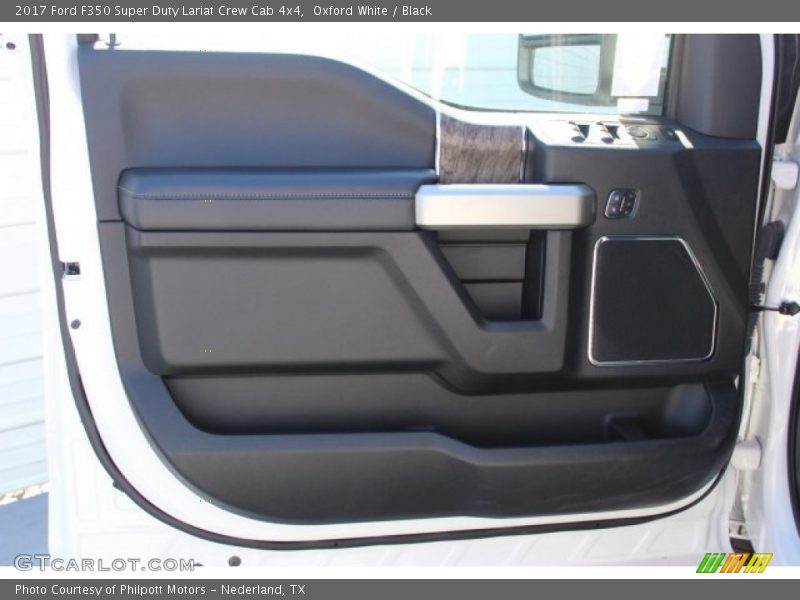 Oxford White / Black 2017 Ford F350 Super Duty Lariat Crew Cab 4x4