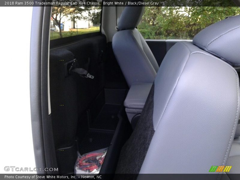 Bright White / Black/Diesel Gray 2018 Ram 3500 Tradesman Regular Cab 4x4 Chassis