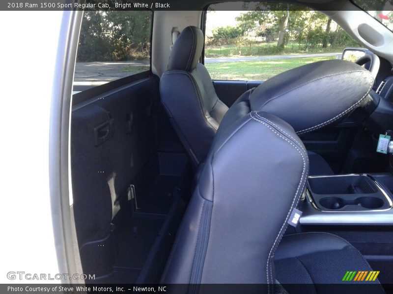 Bright White / Black 2018 Ram 1500 Sport Regular Cab