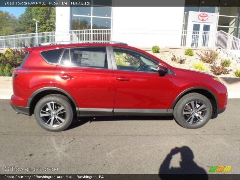Ruby Flare Pearl / Black 2018 Toyota RAV4 XLE