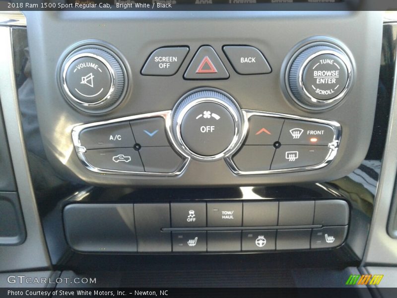 Controls of 2018 1500 Sport Regular Cab