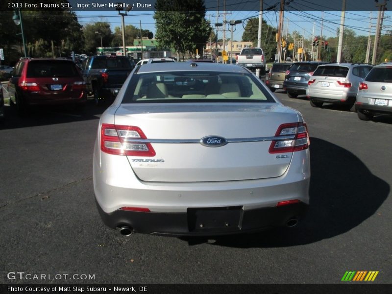 Ingot Silver Metallic / Dune 2013 Ford Taurus SEL