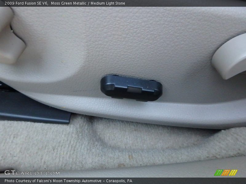 Moss Green Metallic / Medium Light Stone 2009 Ford Fusion SE V6