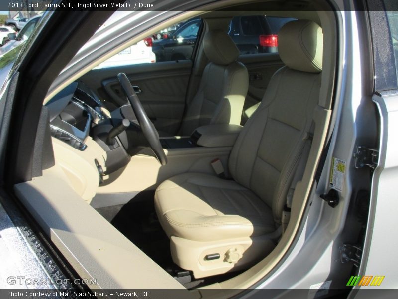 Ingot Silver Metallic / Dune 2013 Ford Taurus SEL