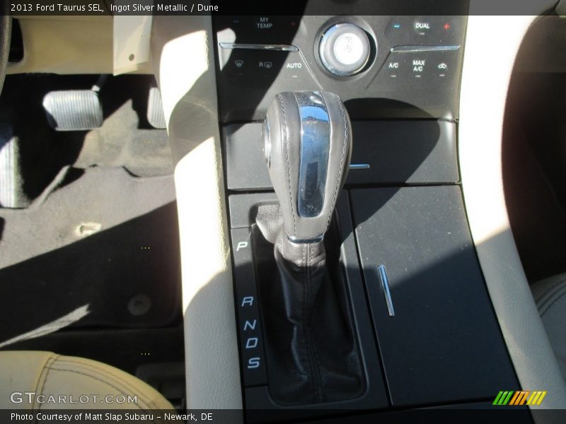 Ingot Silver Metallic / Dune 2013 Ford Taurus SEL