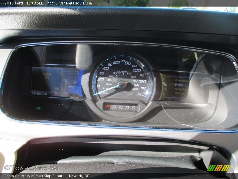 Ingot Silver Metallic / Dune 2013 Ford Taurus SEL