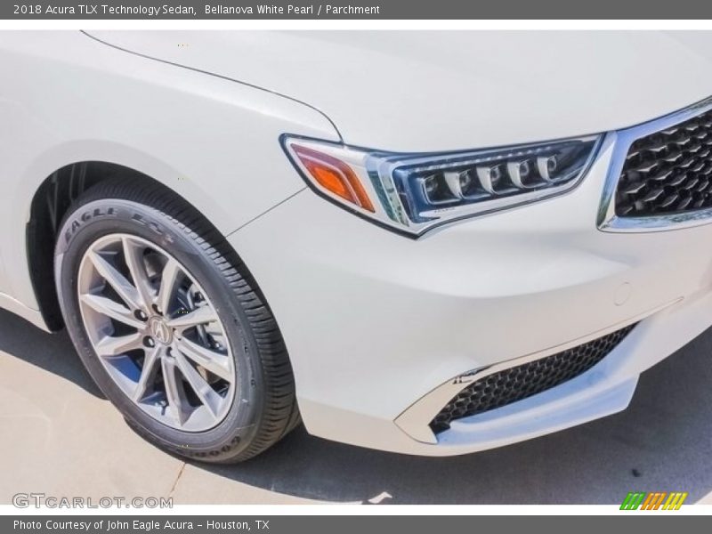 Bellanova White Pearl / Parchment 2018 Acura TLX Technology Sedan