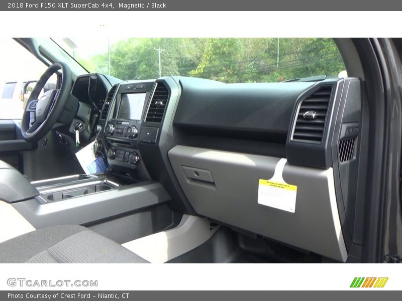 Magnetic / Black 2018 Ford F150 XLT SuperCab 4x4