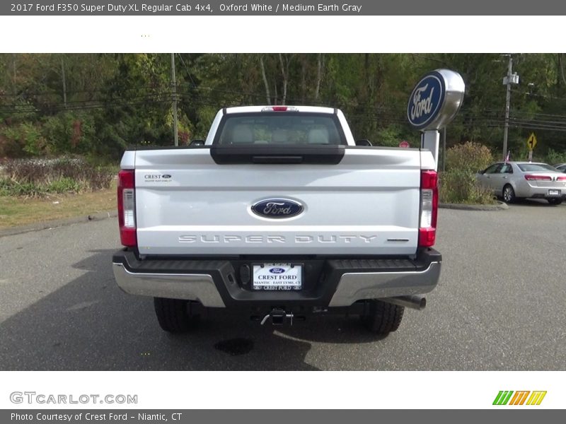 Oxford White / Medium Earth Gray 2017 Ford F350 Super Duty XL Regular Cab 4x4
