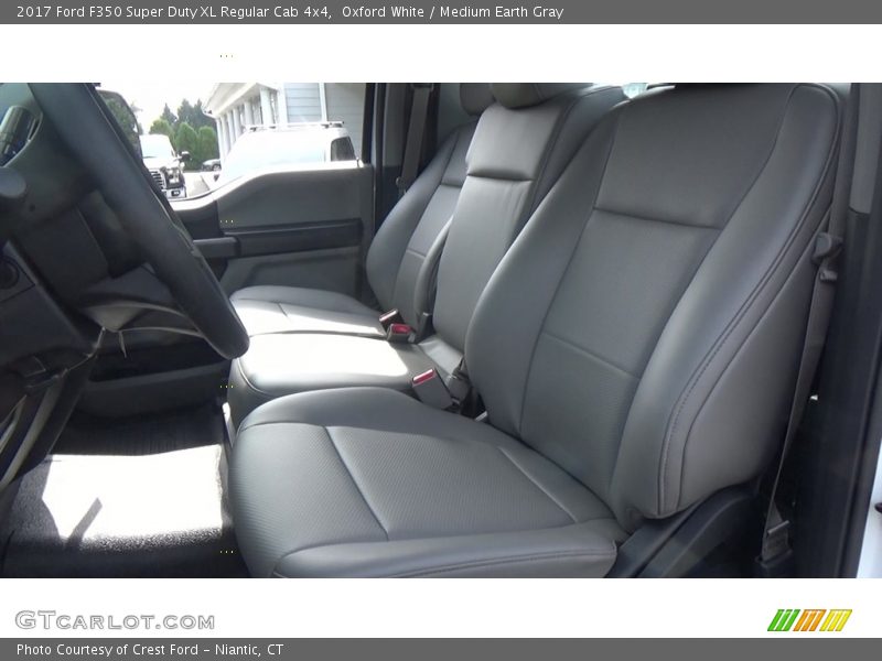Oxford White / Medium Earth Gray 2017 Ford F350 Super Duty XL Regular Cab 4x4