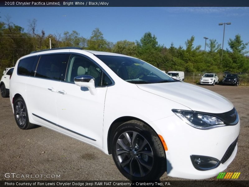 Front 3/4 View of 2018 Pacifica Limited