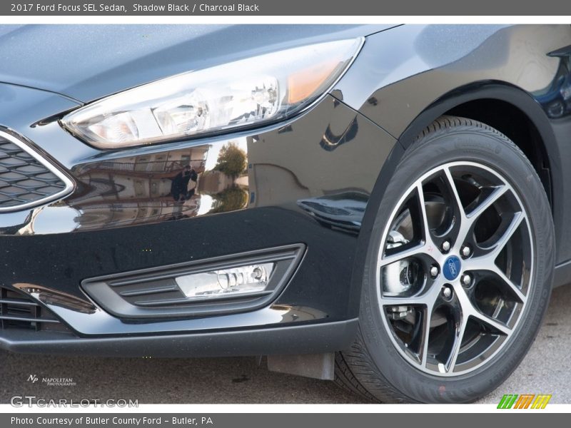 Shadow Black / Charcoal Black 2017 Ford Focus SEL Sedan