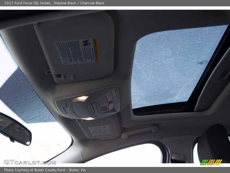 Shadow Black / Charcoal Black 2017 Ford Focus SEL Sedan