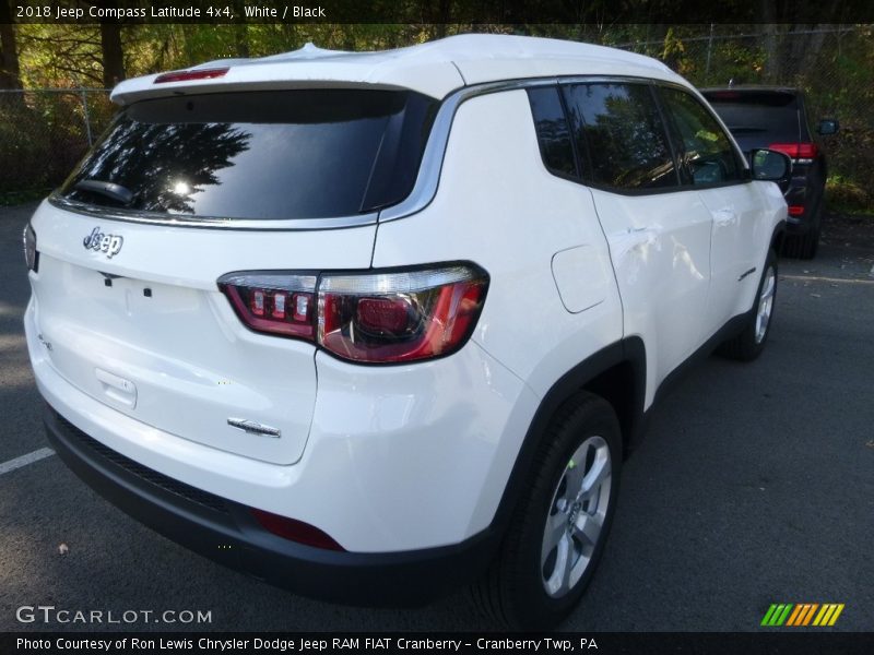 White / Black 2018 Jeep Compass Latitude 4x4