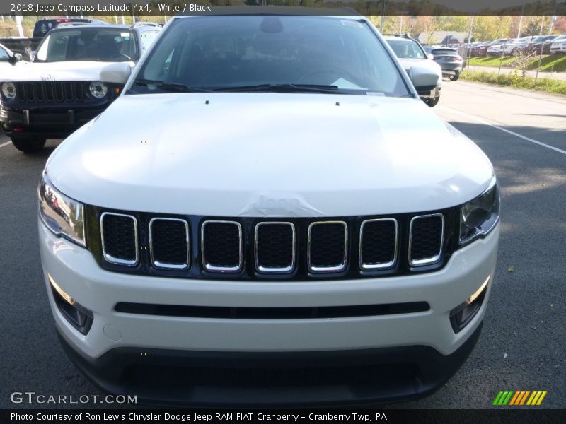 White / Black 2018 Jeep Compass Latitude 4x4