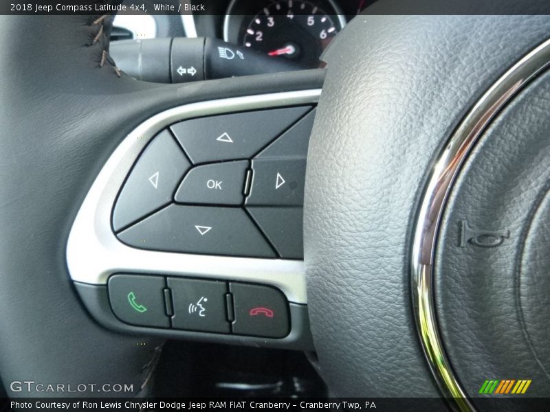 White / Black 2018 Jeep Compass Latitude 4x4