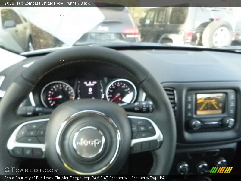 White / Black 2018 Jeep Compass Latitude 4x4